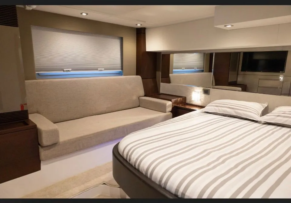 Bleed Blue yacht photo 11