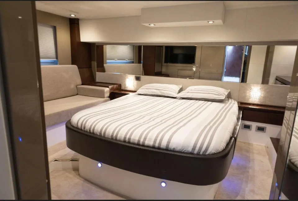 Bleed Blue yacht photo 13