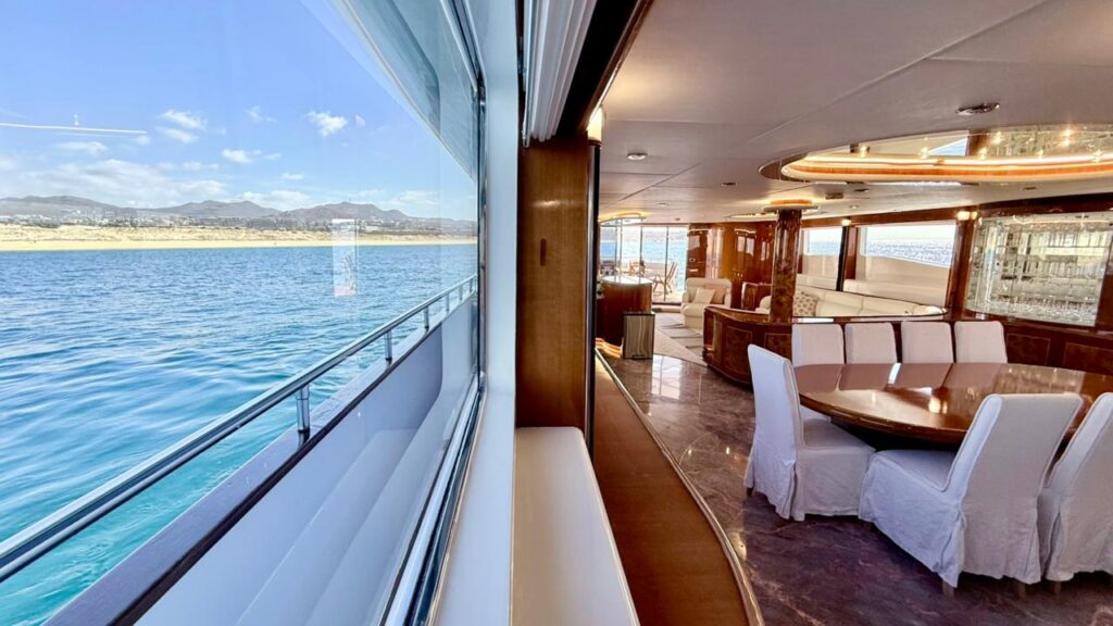 Horizon yacht photo 4