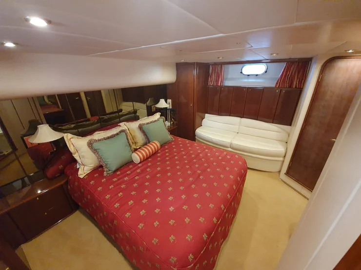Kailani yacht photo 18
