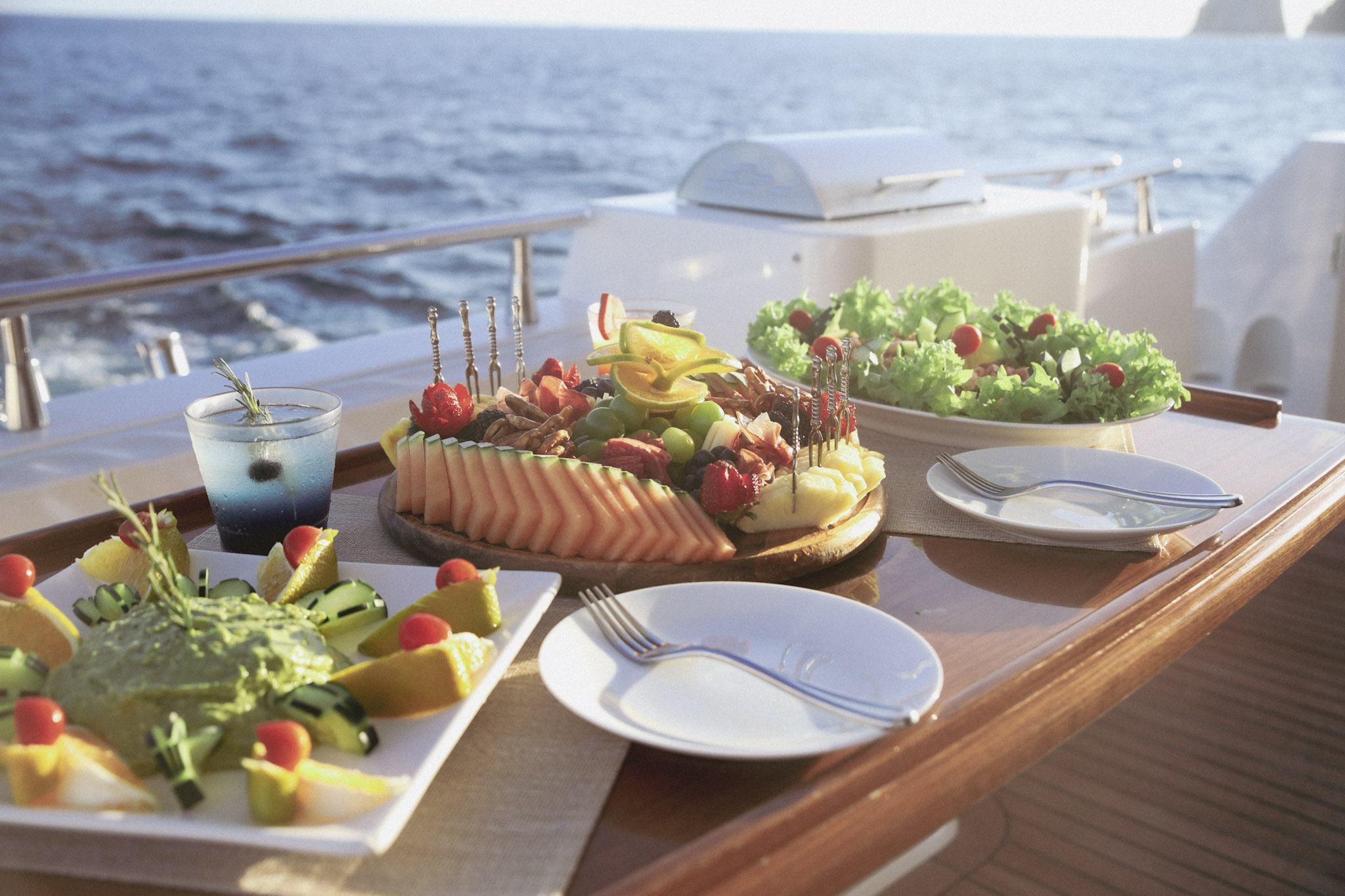 McKinna yacht photo 6