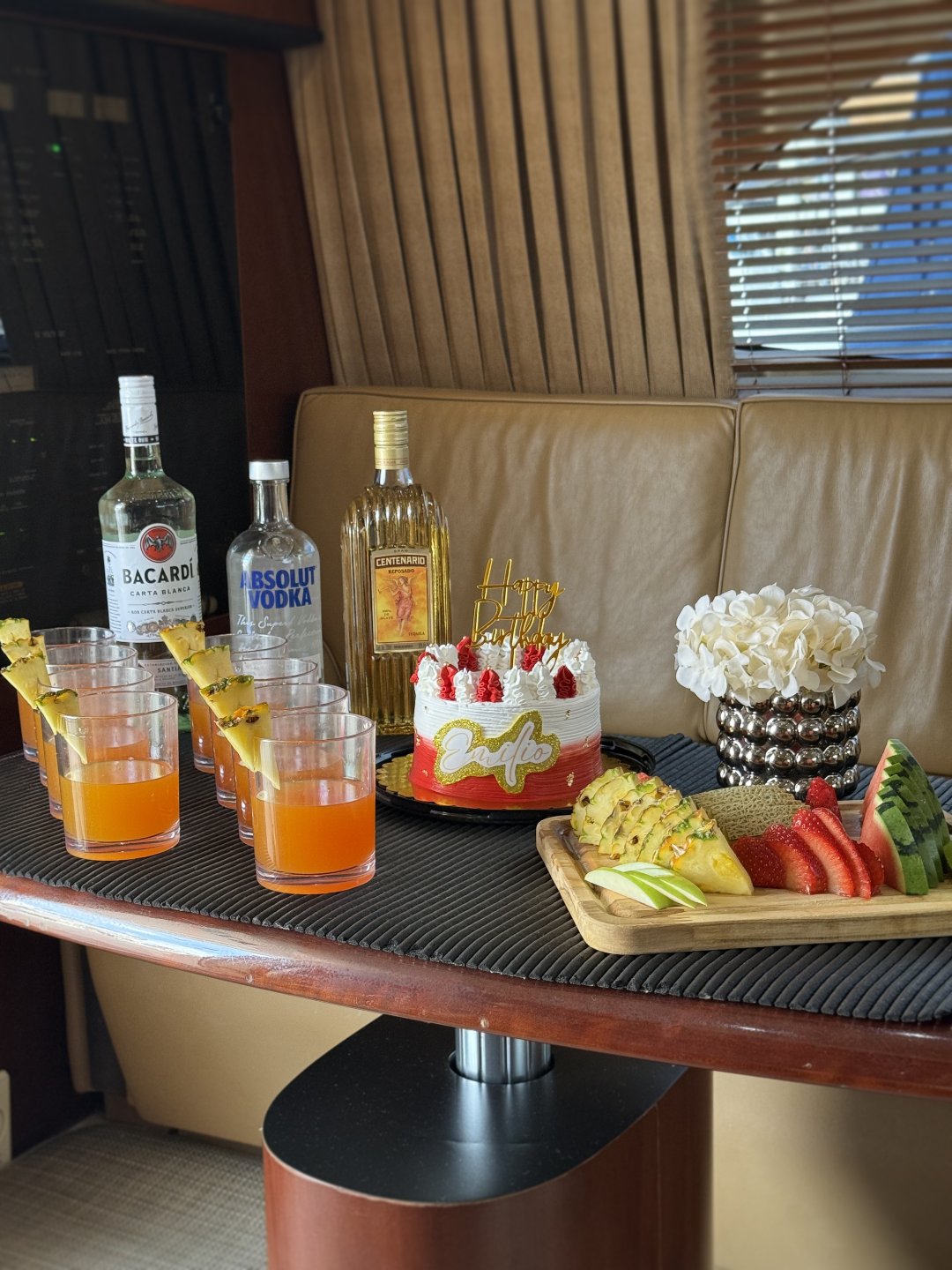 Cabo Dream Yacht guest photo 8