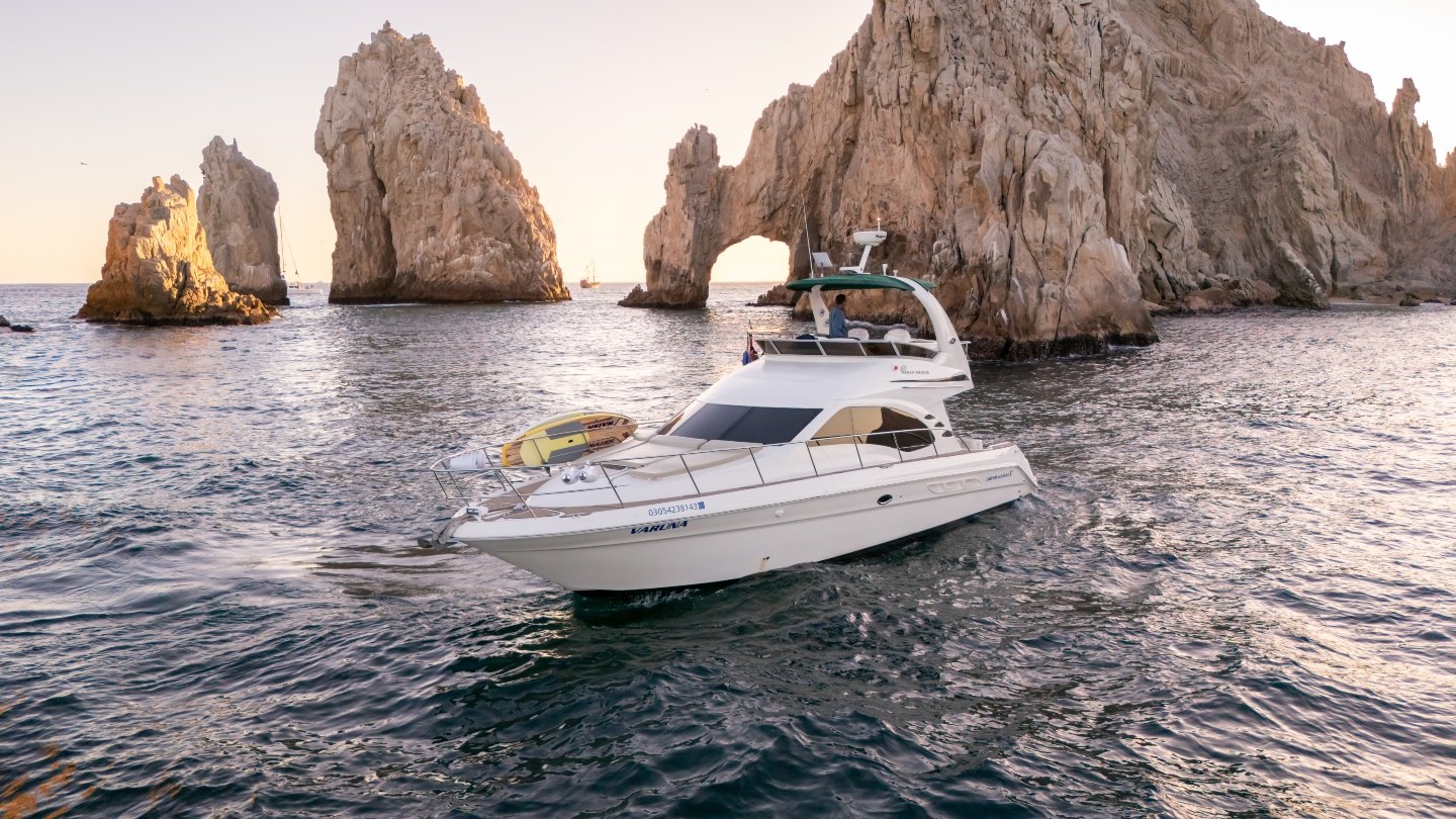 Varuna yacht photo 1